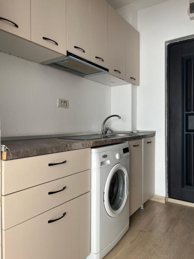 Ferienwohnung Apart Uta 2 Arad Exterior foto
